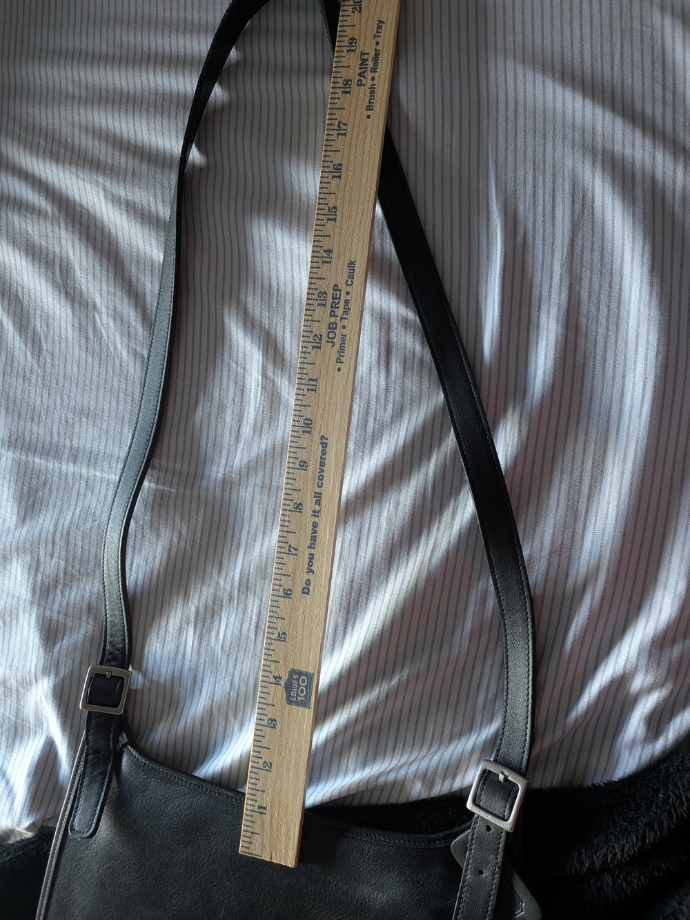 Coach Classic Black Leather Crossbody Bag - Excellent Condition - Picture 5 of 9